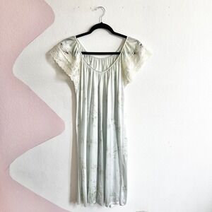 Vintage 1990s Nightgown Slip Dress Small Fairy Romantic Lace Floral